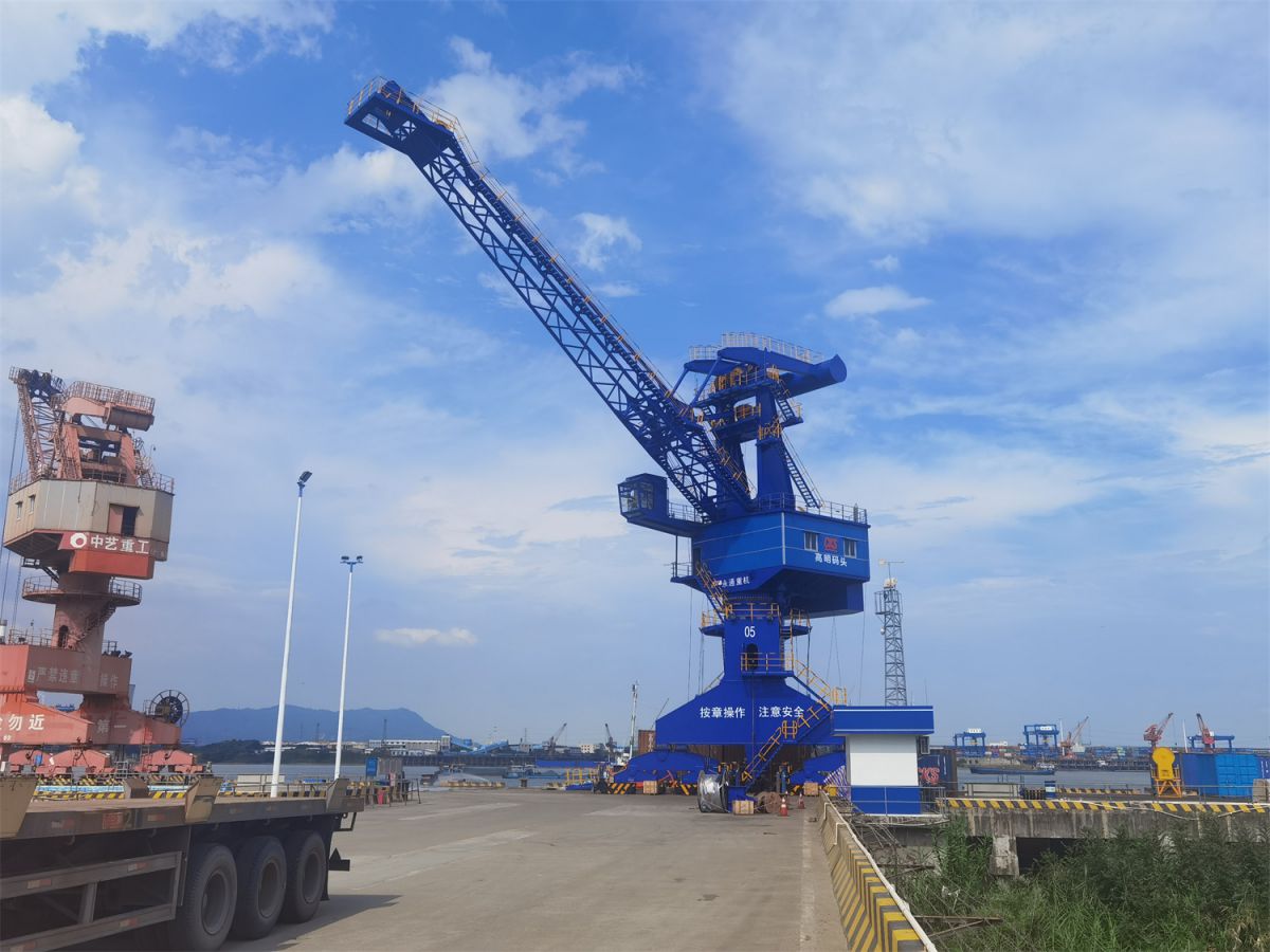 MQ5030單臂架門(mén)座起重機-高明珠江碼頭